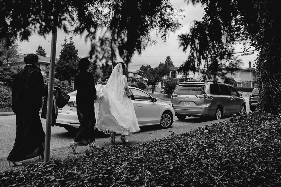 vancouver wedding photographer (16).jpg