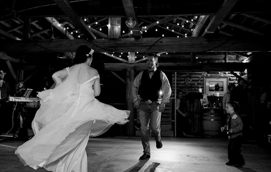 vancouver wedding photographer (1056).jpg