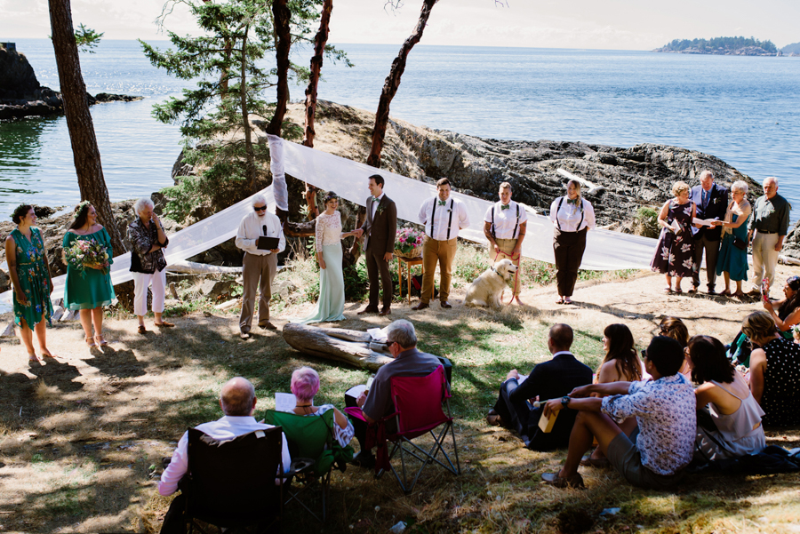 bowen island wedding photographer (92).jpg